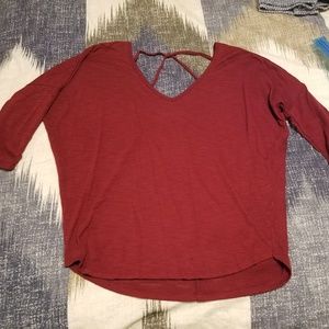 casual burgundy shirt w/ cute back detail